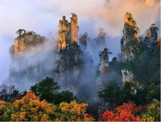 High-Speed Rail Now Connects Chongqing and Chengdu to Zhangjiajie