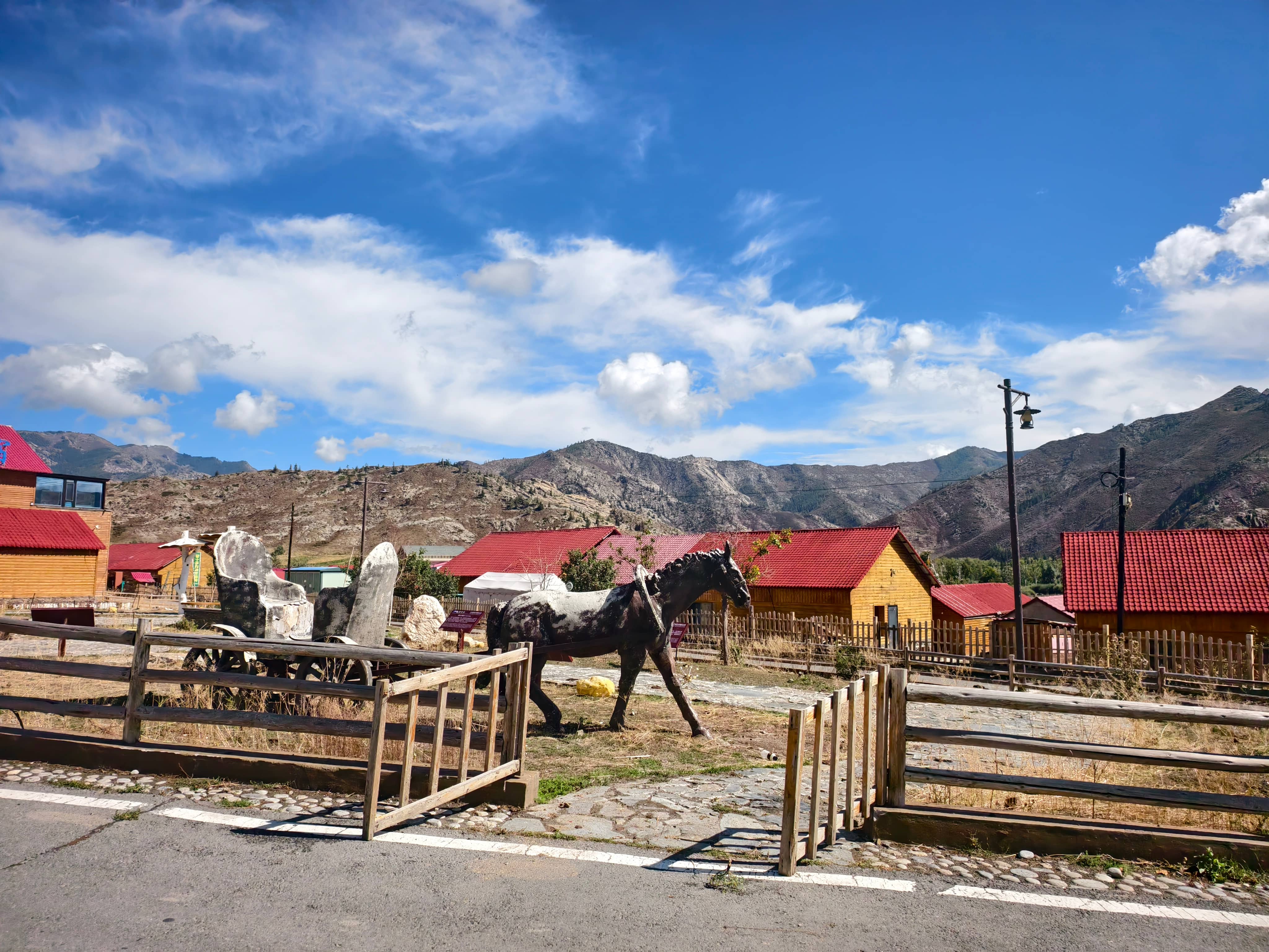 Road-Trip Through Keketuohai: Gorges, Mine Heritage and Altay Nights